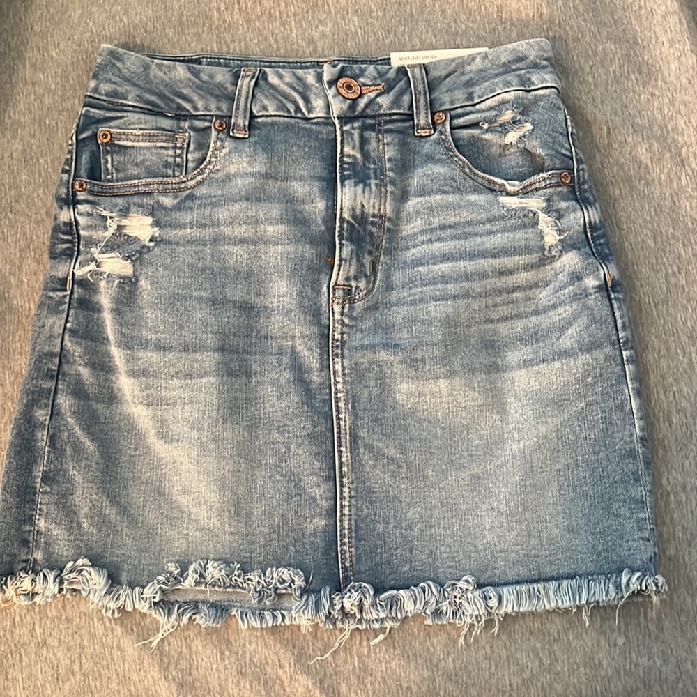 American Eagle Curvy Hi-Rise Mini Denim Skirt